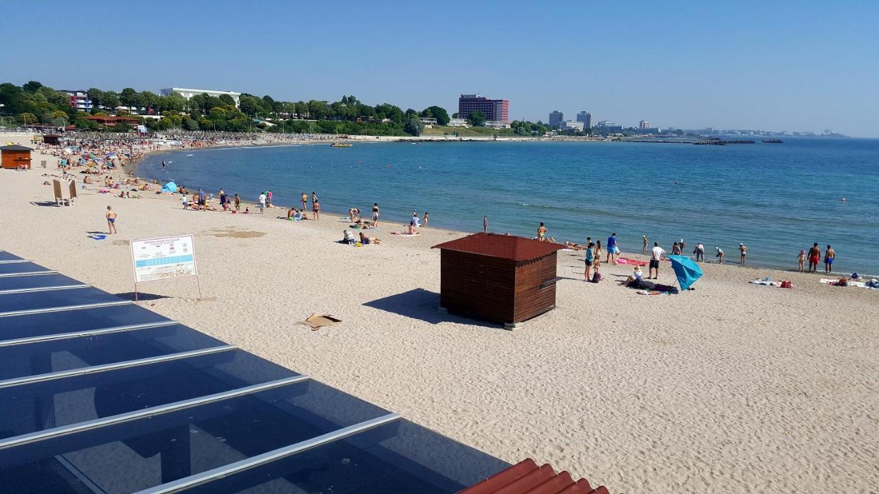 Lazy Lounge Apartments Mangalia Esterno foto