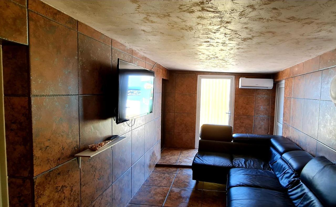 Lazy Lounge Apartments Mangalia Esterno foto